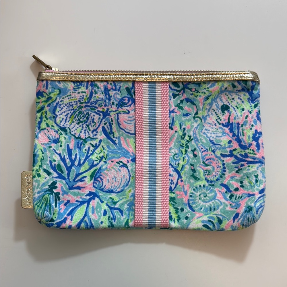 Lilly Pulitzer Blue and Pink‎ Padded Pouch